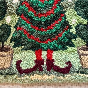 Spirit of Christmas Rug Hooking Pattern, Primitive Punch Needle (PAPER or TRACING FABRIC) bild 6