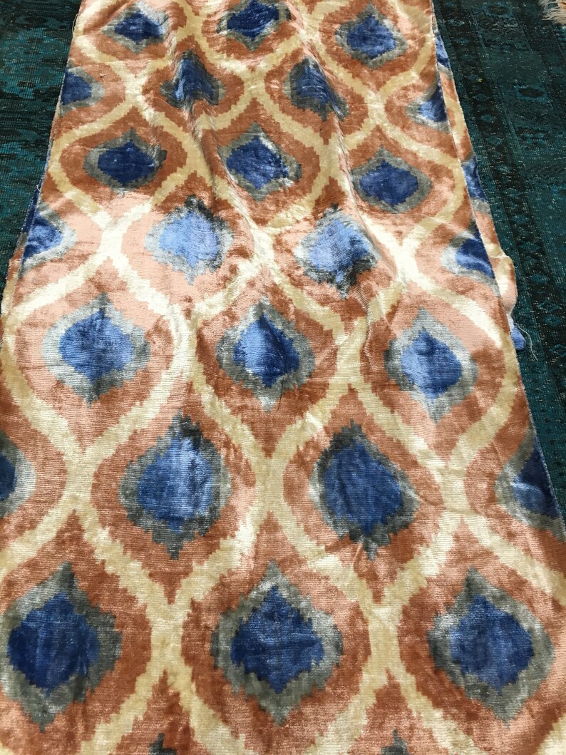 Art Velvet Ikat Fabric For Interiors Summer Collection Silk Ikat Fabric From Uzbekistan