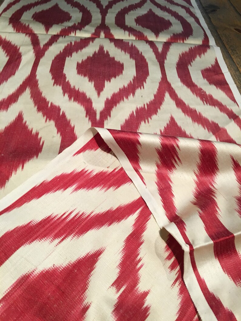 Silk Ikat,Handmade Silk,Uzbek Silk,Ikat Fabric,Silk Fabric,Uzbek Fabric,Silk Ikat Fabric,Bakhmal,Uzbekistan,Artcraft Silk Fabric,Art Fabric