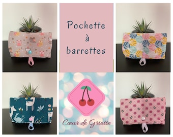 Pochette à barrettes