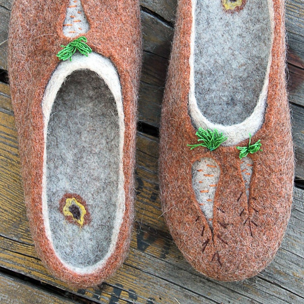 Vegan Carrot wool felted slippers, personalized, custom wool shoes, felt, flat, comfortable shoes, slippers, felting, vegetarian, vegetables