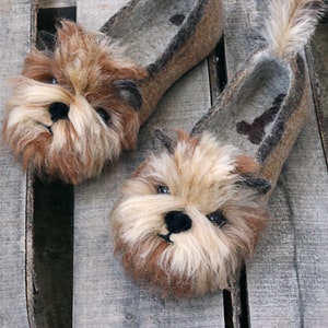 Premium York Terrier custom dog slippers, felted Yorkshire, personalized, wool, mini dog toy shoes, felt, flat slippers, home, felting image 1