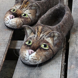 Realistic cat slippers store