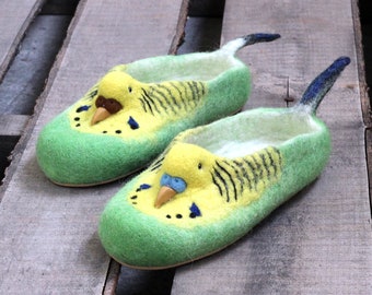 Parakeet slippers, budgerigar eco wool flat shoes, natural, felting, felted parrot, gift for woman, girl, bird slippers, personalized budgie