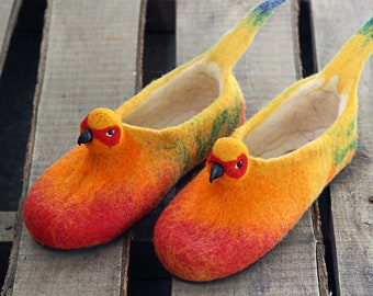 Sun parakeet slippers, sun conure eco wool flat shoes, aratinga, felting, felted orange parrot, gift for girl, bird slippers, personalized