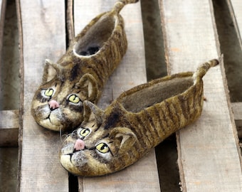 tabby cat slippers