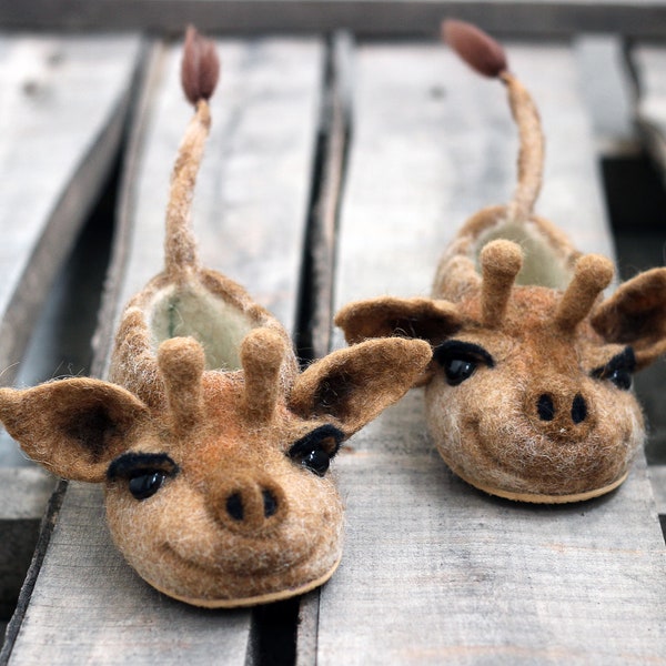 Giraffes slippers, african animals, custom slippers, handmade eco wool flat shoes/toy, natural, felting, giraffe shoes, gift for kids, funny