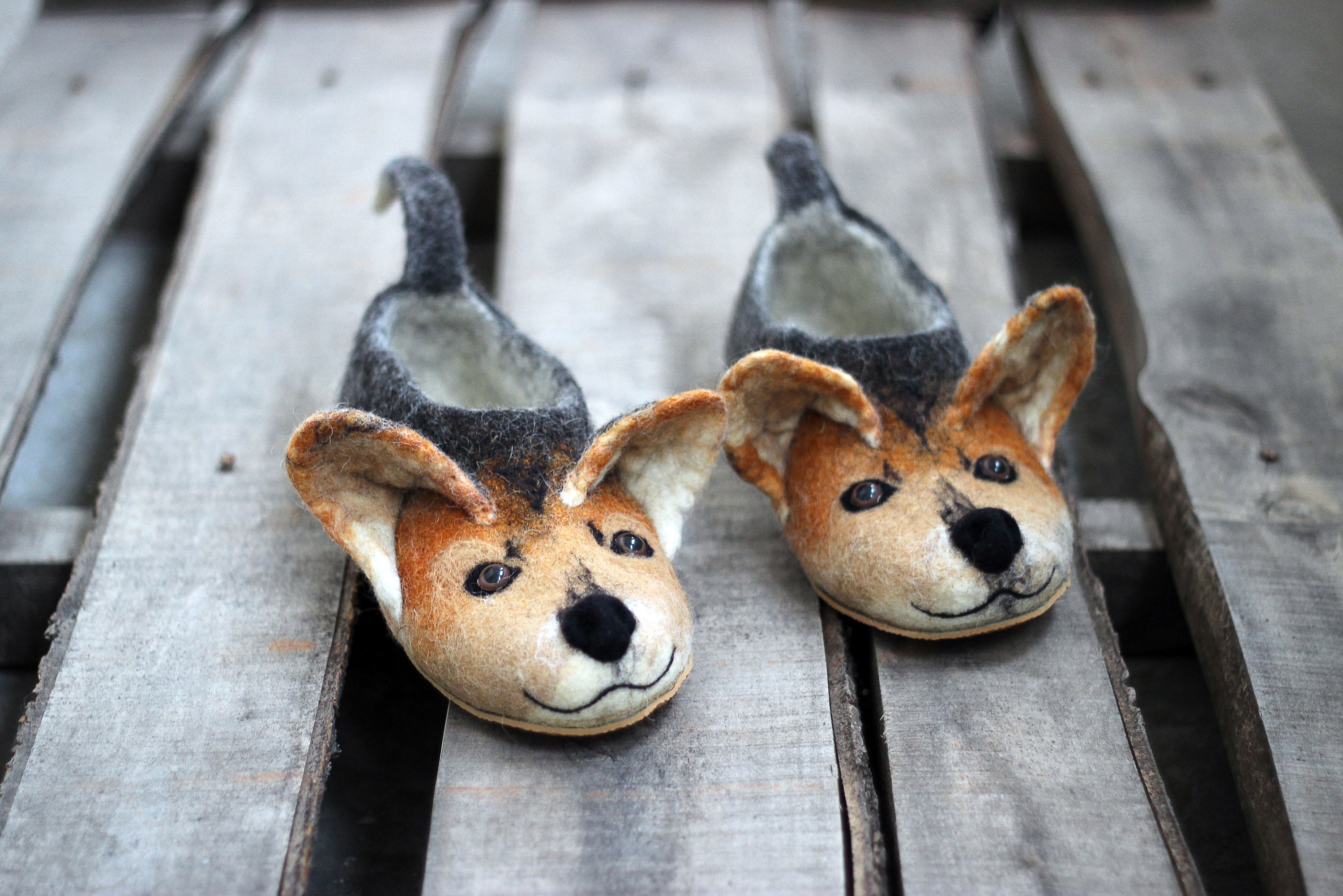 Welsh Corgi Dog Slippers Handmade Wool Shoes/toy Corgi Dogs | Etsy