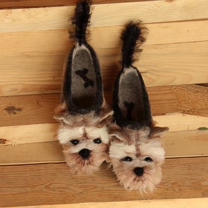 Yorkshire Terrier custom felted dog slippers, personalized, wool, mini dog toy shoes, felt, flat slippers, home, felting, dog lovers gift image 2