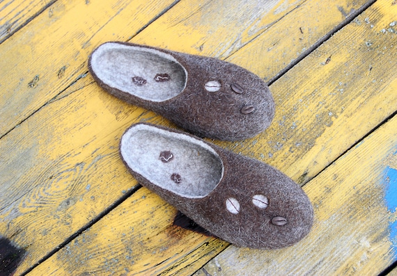 Custom sales mens slippers