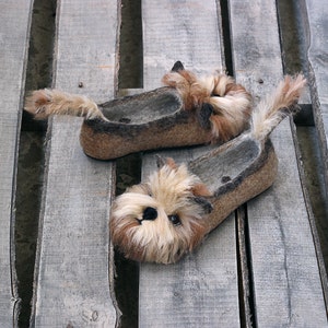 Premium York Terrier custom dog slippers, felted Yorkshire, personalized, wool, mini dog toy shoes, felt, flat slippers, home, felting image 7