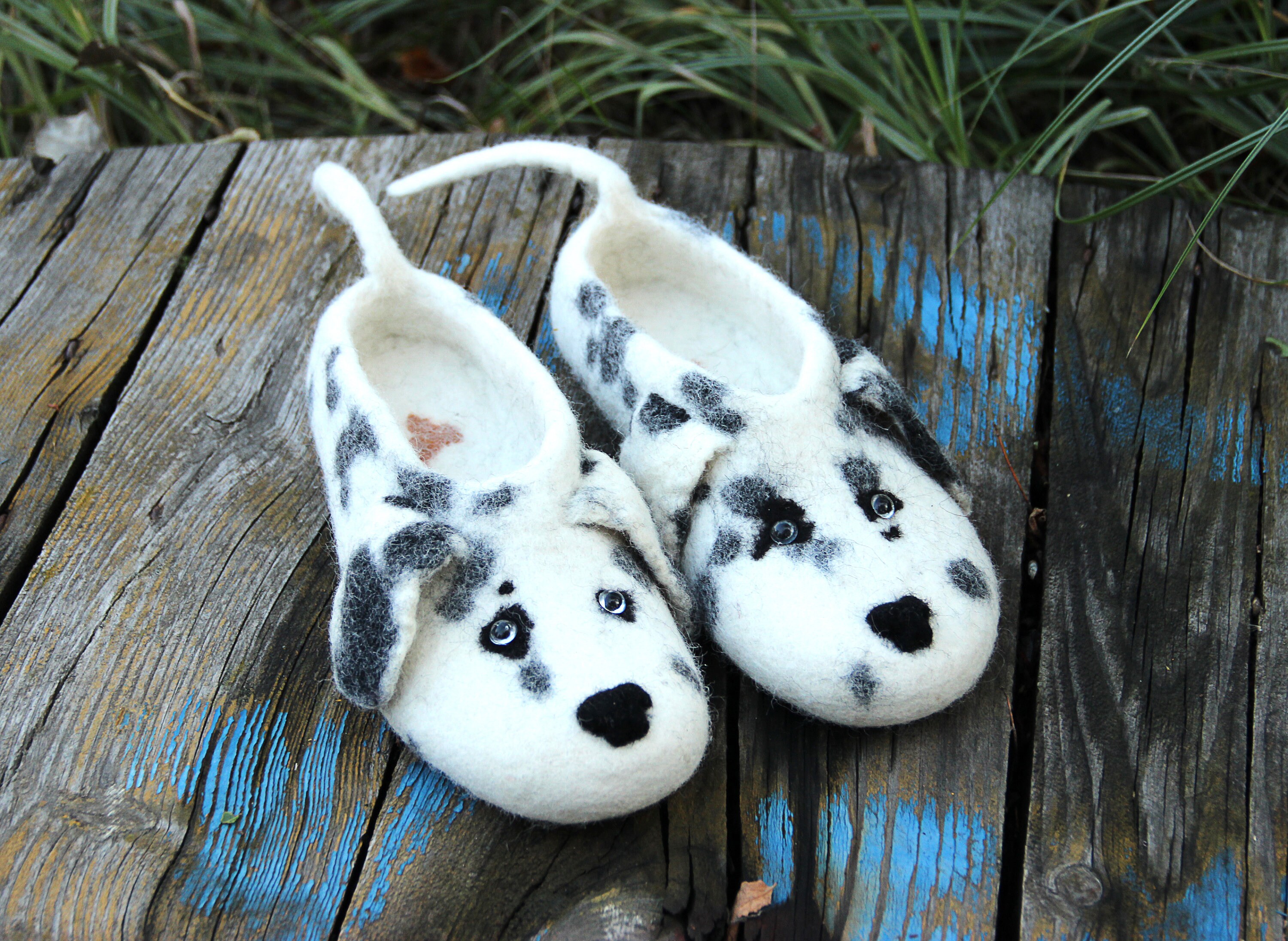 Dalmatian slippers for adults outlet