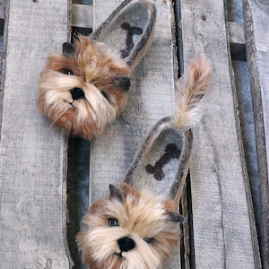 Premium York Terrier custom dog slippers, felted Yorkshire, personalized, wool, mini dog toy shoes, felt, flat slippers, home, felting image 5