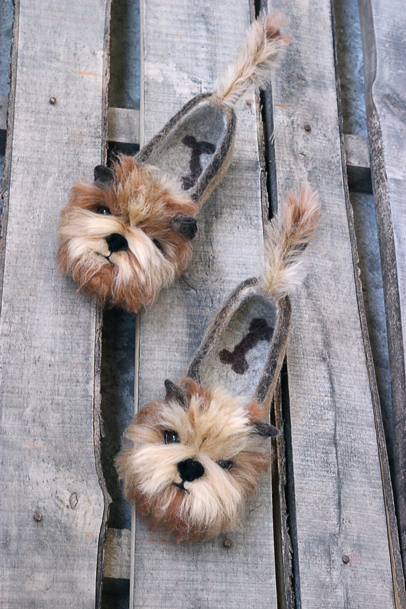 Premium York Terrier custom dog slippers, felted Yorkshire, personalized, wool, mini dog toy shoes, felt, flat slippers, home, felting image 5