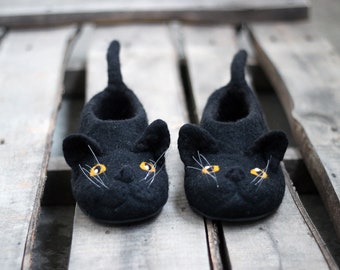 Black cat felt slippers – magical handmade gift for feline lovers