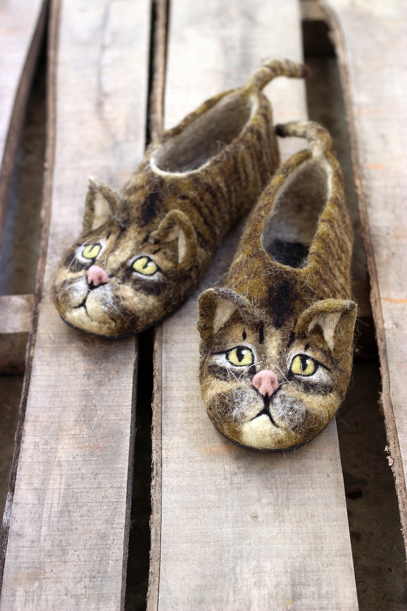 cat slippers price