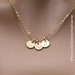 Collana Monogramma In Oro: Ciondolo Personalizzabile Da 1-2 Pollici, 3 Iniziali Personalizzate, Disponibile In Argento E Oro, Regalo Di Anniversario Perfetto Per Lei - Italia - Foto 10