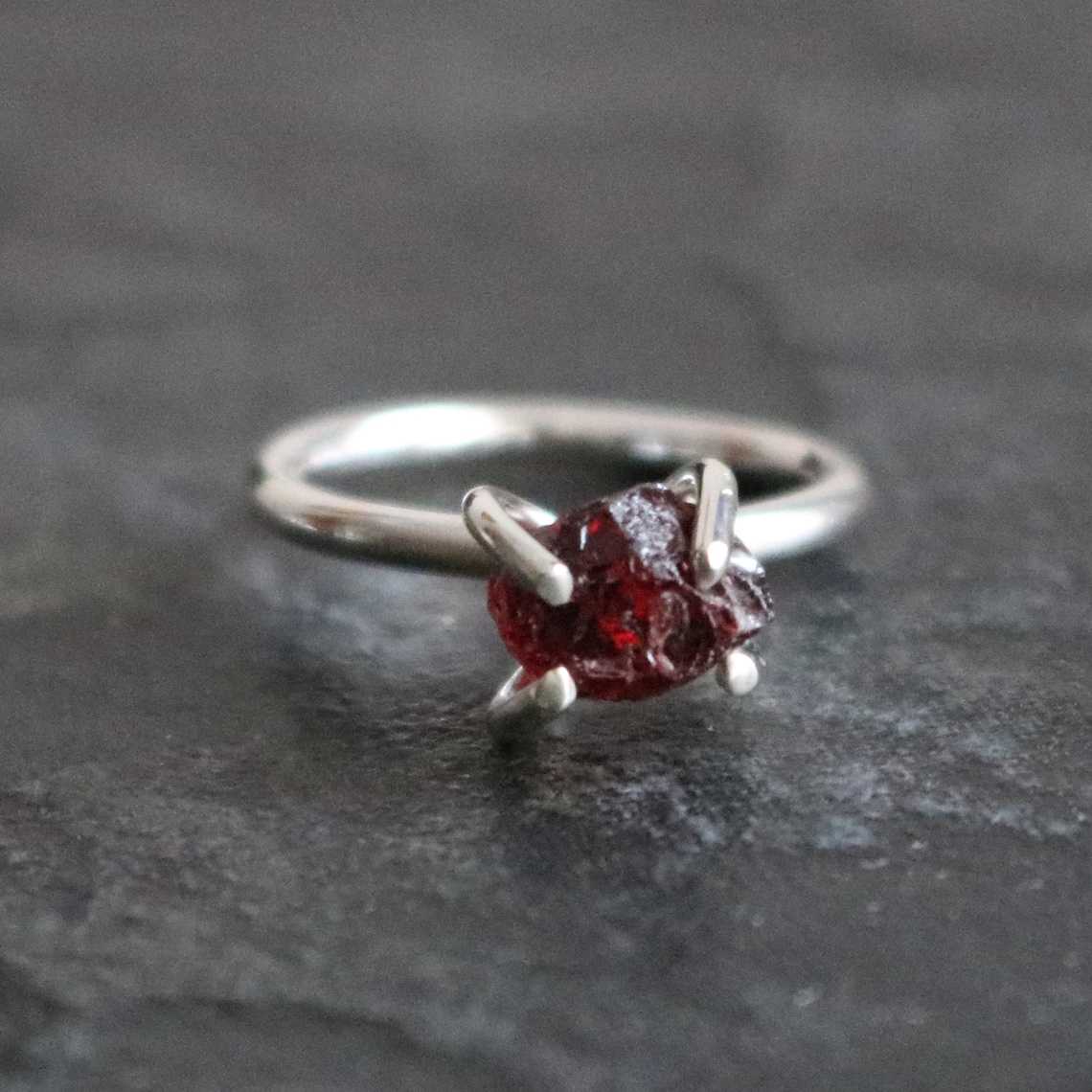 Orecchini donna pendenti in vero corallo rosso con perle da 8 mm ch