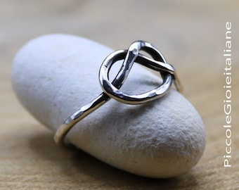 Silver ring 925, hammered ring, knot ring, minimal ring, handcrafted ring, hand made ring, woman ring, friendship ring