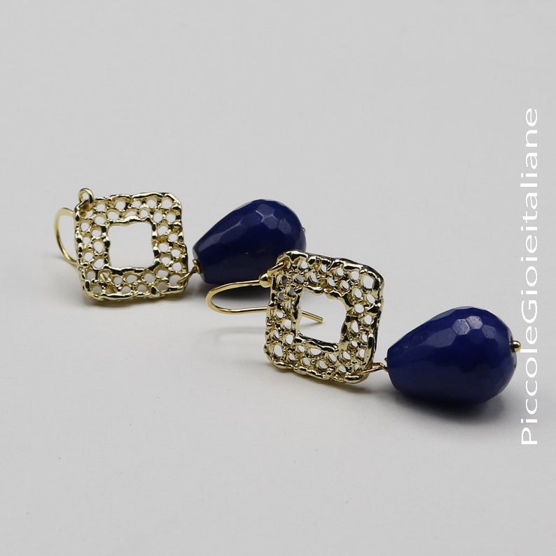 Boucles D'oreilles En Acier Doré Avec Pierres Bleues - Fermoir Papillon - Sans Marque