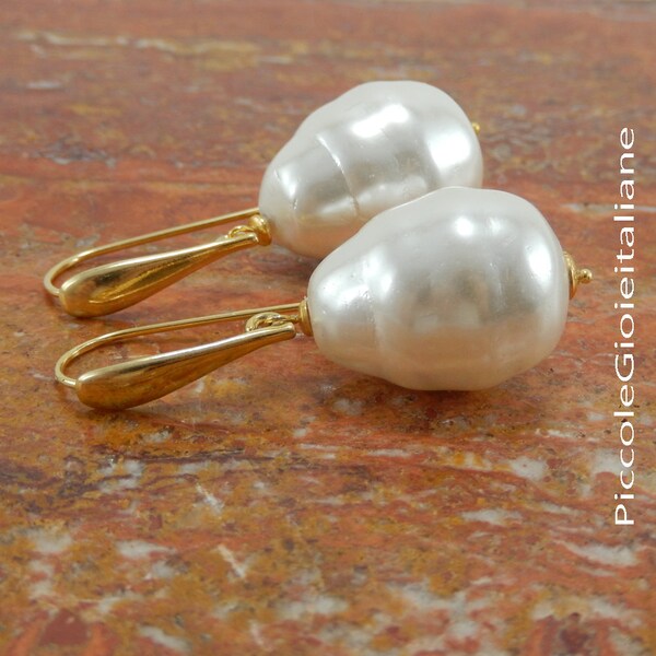Pearl earrings, 24kt Silver gold earrings, Mallorca Pearl earrings, handcrafted earrings, modern earrings, bridal Earrings