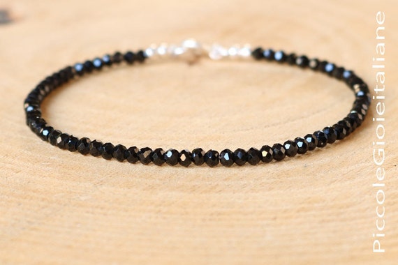 Bracciale con perline di spinello nero: gioielli in argento