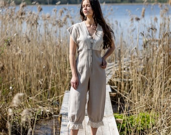 Victorian Nightwear, Vintage Sleepwear, 1800s Clothing, 19th Century Bloomers Pantaloons, Victorian Undergarments, Duchess Morning in linen