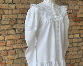Victorian Dress White, Edwardian Dress Costume, 1800s Clothing, Linen Dresses, Vintage High Neck Ruffle Dress, Edwardian Linen Mini Dress