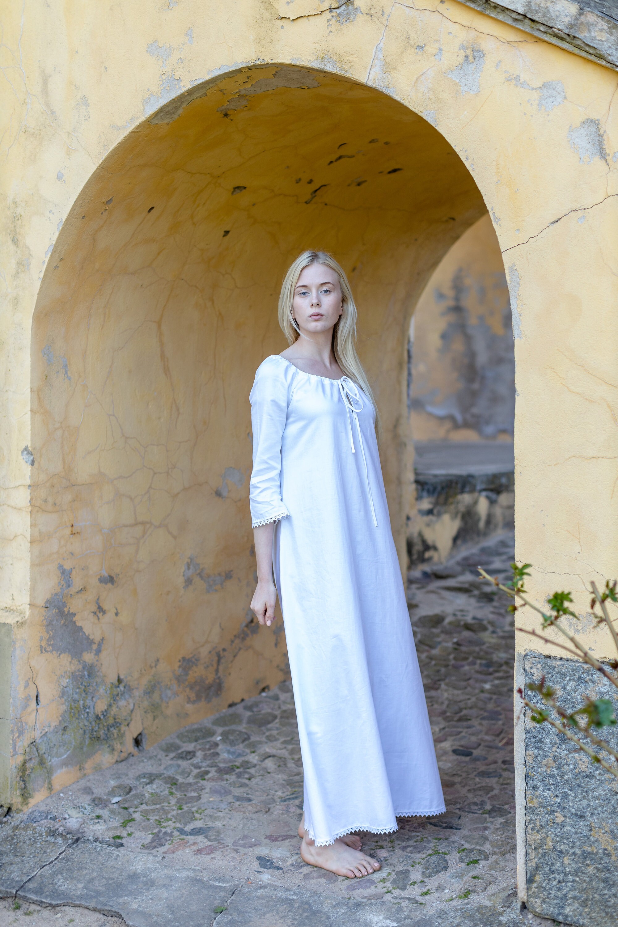 中世のナイトガウン、アウトランダードレス、ルネッサンスナイトガウン