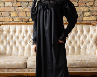 Victorian Night Gown, Vintage Nightwear, Edwardian Nightdress