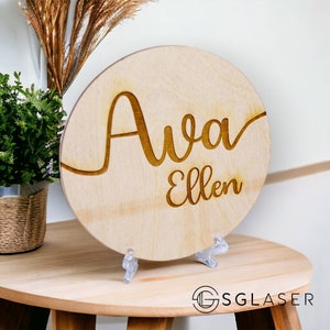Faire-part de naissance | Plaque bébé personnalisée | Disque en bois pour bébé | Plaque personnalisée d'arrivée de bébé| Bonjour tout le monde signe mon nom est -B093