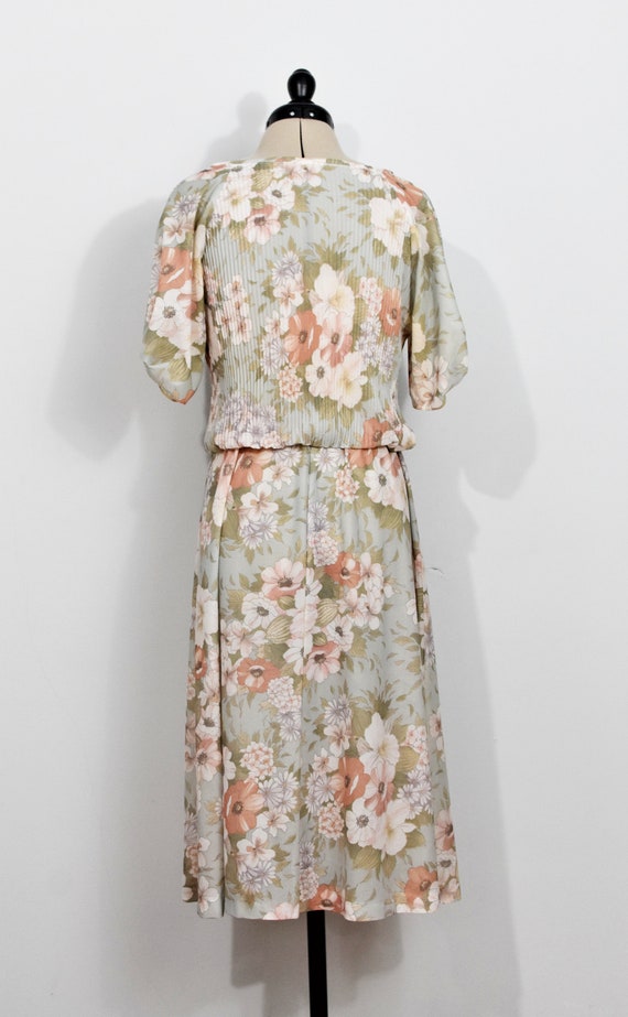 70s Green/Peach Muted Floral Chiffon Dress - image 5
