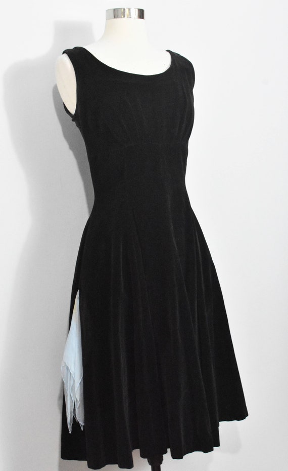 Black Velvet 50s Dress with Blue Sash and Pockets - image 6