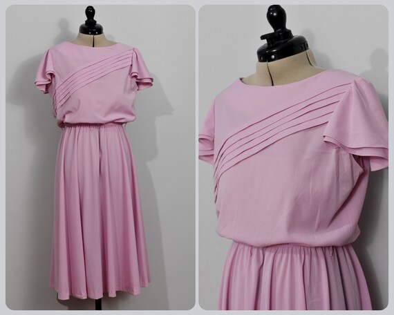 Lady Carol Petites  Pink 70s Dress with Flutter S… - image 1
