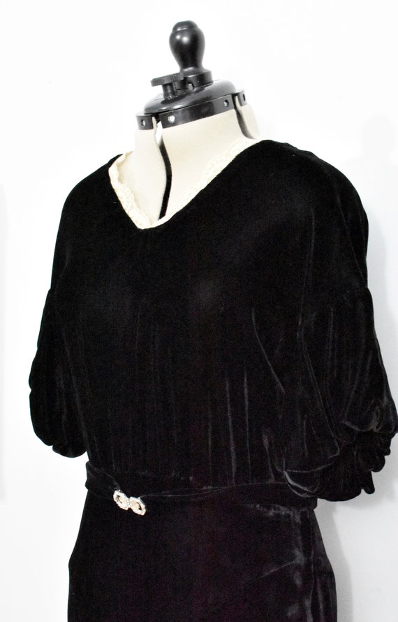 Black Silk Velvet 1930s Bias Cut Gown - Gem