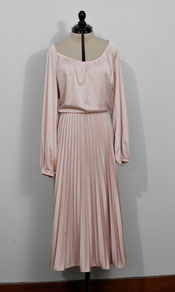 Jo-Ed Dusty Pink 70s Dress with Lace Vest - image 2