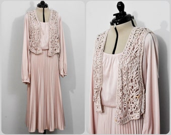 Jo-Ed Dusty Pink 70s Dress with Lace Vest