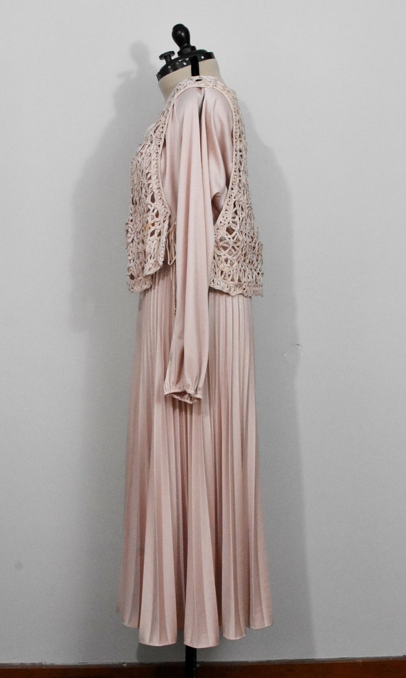 Jo-Ed Dusty Pink 70s Dress with Lace Vest - image 4