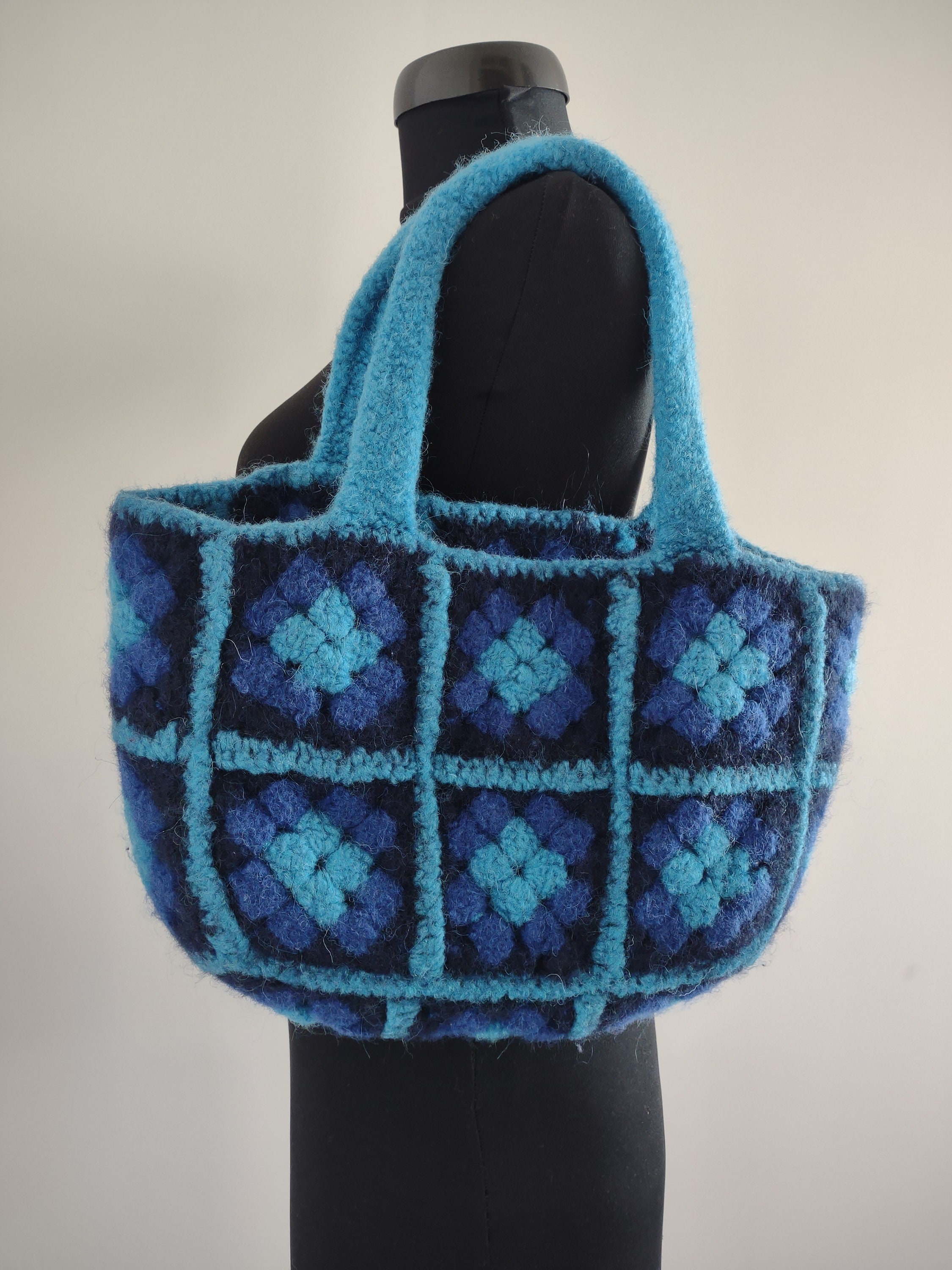 Hand Woven Yarn/Fabric Handbag 6568