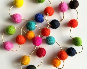 Summer Colorful Necklace, Multicoloured Felted Ball Necklace, Eco-friendly jewelry, Textile Jewelry, Necklace with Ball, Fashionable jewelry