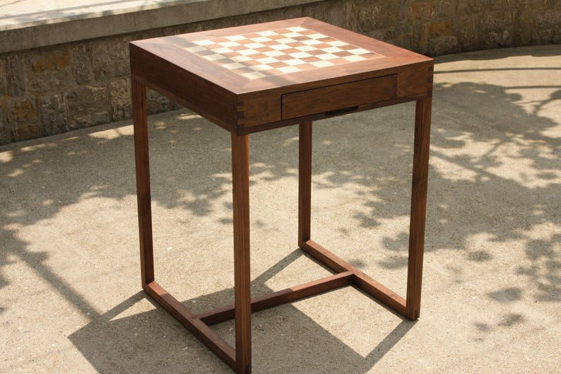 Mesa de ajedrez con cajón 2 Without chairs
