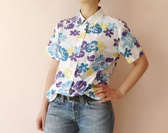 90s Vintage shirt, M, Hawaii print, floral, blue shirt, floral shirt, summer vintage shirt, flowers, holiday shirt, vintage Woman shirt