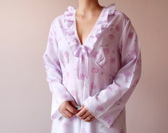 Camisón vintage con estampado floral francés y ribete de encaje lavanda, talla XL
