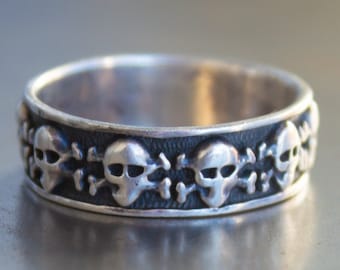 Rare Mexican Biker Skull Band Momento Mori Mexico Souvenir Ring Size 13.5