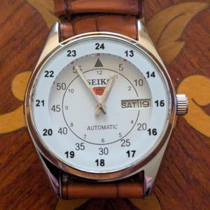 Vintage 70's Style Seiko 5 Field/Military Men's Automatic Wrist Watch Running and Keeping Time