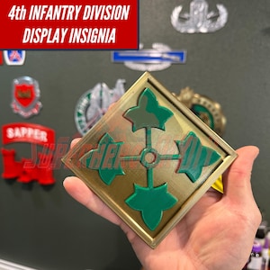 4th Infantry Division Display Insignia | Multiple sizes