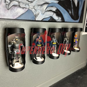 Hero Pod for 1:12 scale – Wall-Mountable Action Figure Display compatible with light-up LED pucks