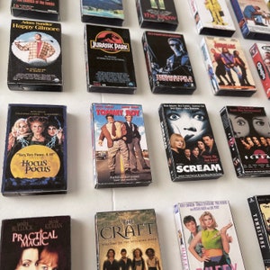 Retro VHS 90&#39;s Movies Mini Magnets Classic Cult Movies VHS Tape Covers Fridge Refrigerator Magnet Cinephile Birthday Gift Decor Anniversary