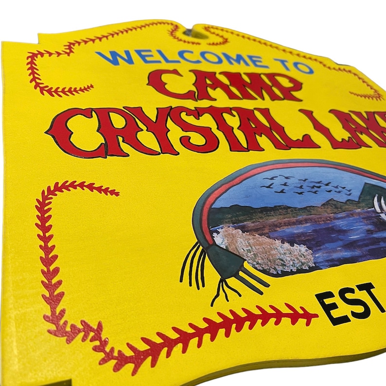 Bienvenido al Campamento Crystal Lake: réplica del letrero amarillo de la película Viernes 13, artículo de colección - Regalo para fans del terror, regalo de Navidad imagen 6