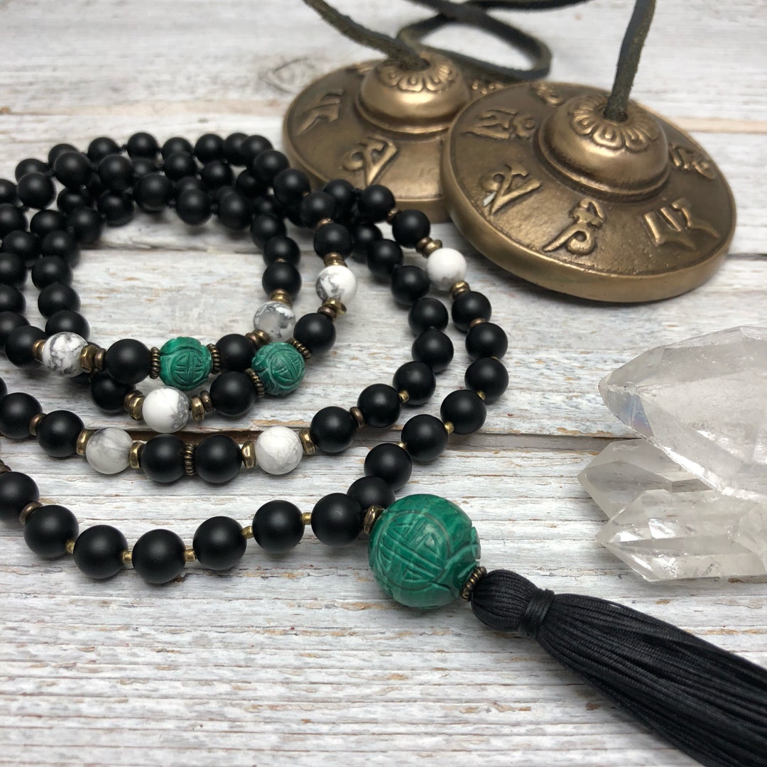 Evolution of Self Mala 108 Matte Onyx, Malachite, Howlite